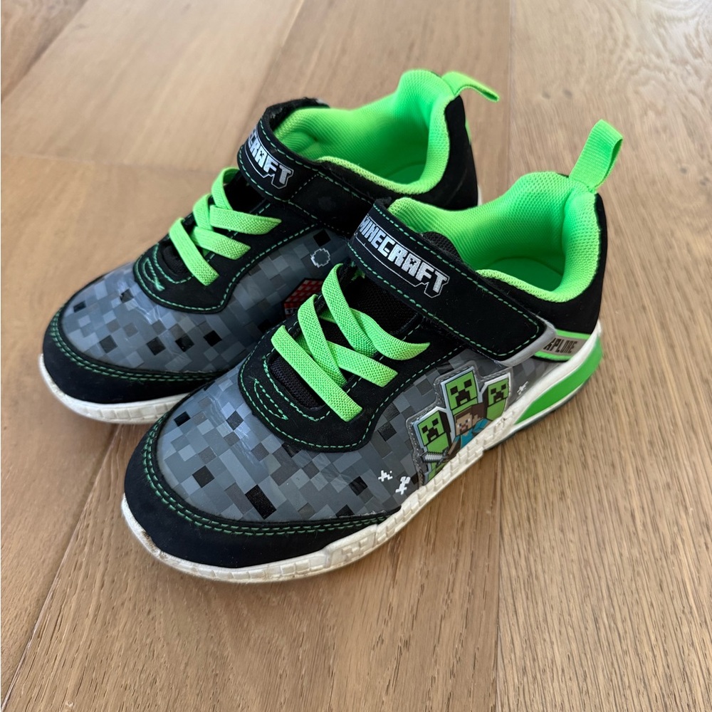 Minecraft Kids' light up Sneaker